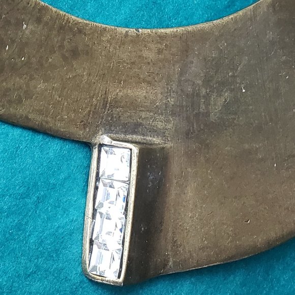 2/120$ Avant Garde Paris One piece statement bib necklace with swarovski crystal - Picture 4 of 7